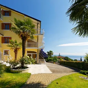 Mona Lisa - Croatia Apartment Lovran